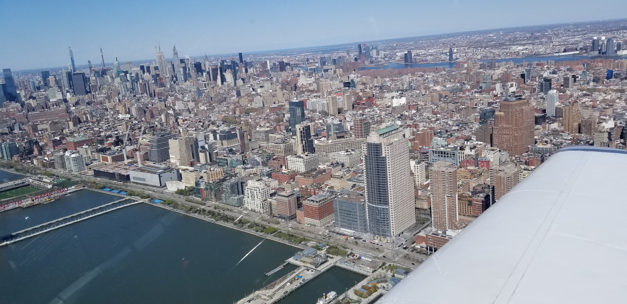 Tribeca-and-Mid-Town-off-the-right-wing-looking-east
