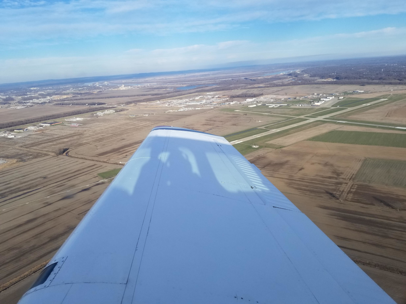 Cape-Girardeua-Airport-Missouri-from-the-air-on-takeoff