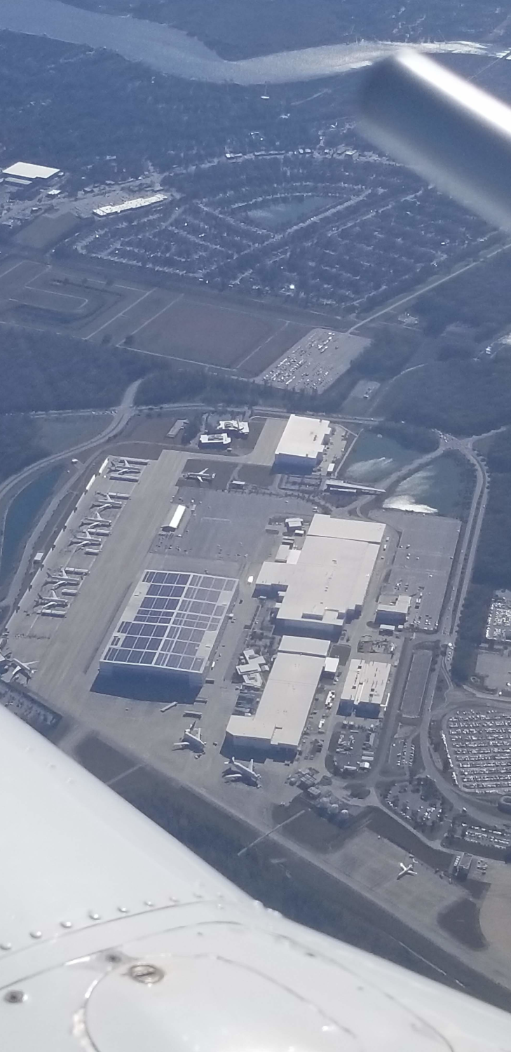 At-5500-over-the-Charleston-International-Airport-South-Carolina