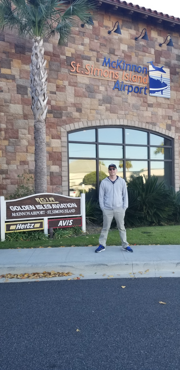 Shawn-outside-the-St-Simon-Airport-FBO-KSSI-St-Simon