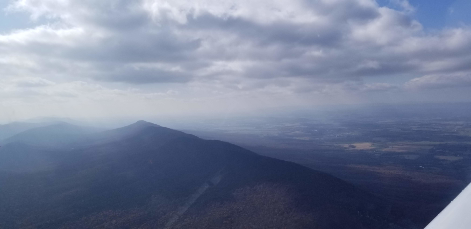 On-Approach-to-Luray-Airport-KLUA-