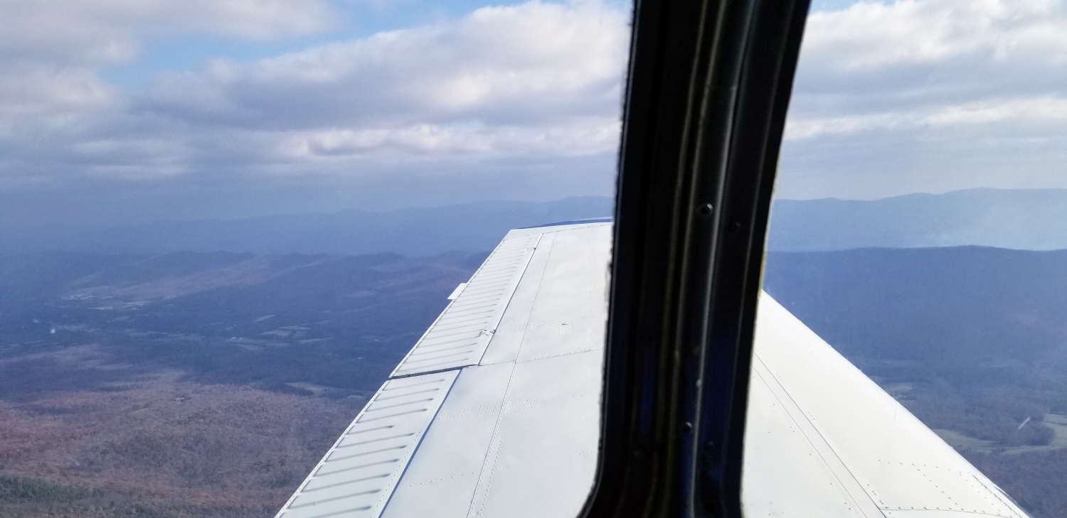 On-Approach-to-Luray-Airport-KLUA-picture-2-