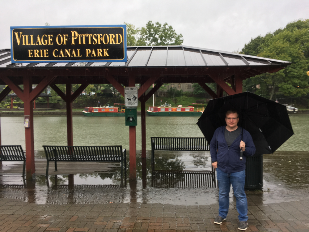 Shawn-wants-to-see-all-the-American-tourist-sites-Here