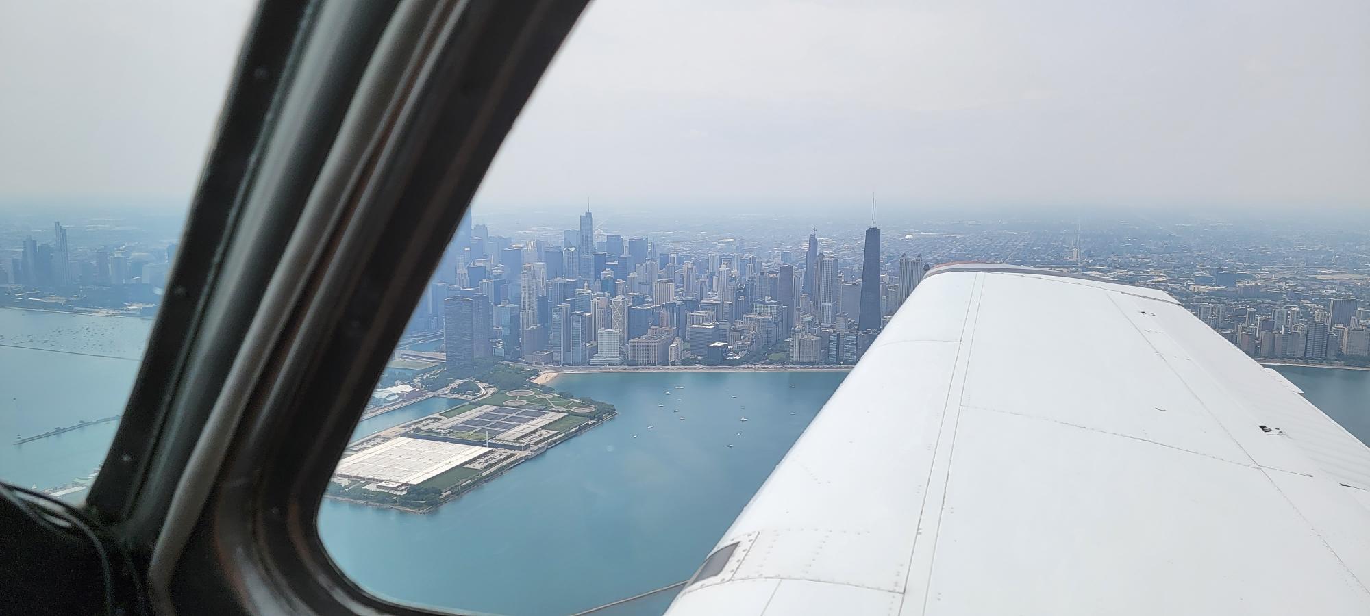 The-Chicago-skyline-over-the-lake-front