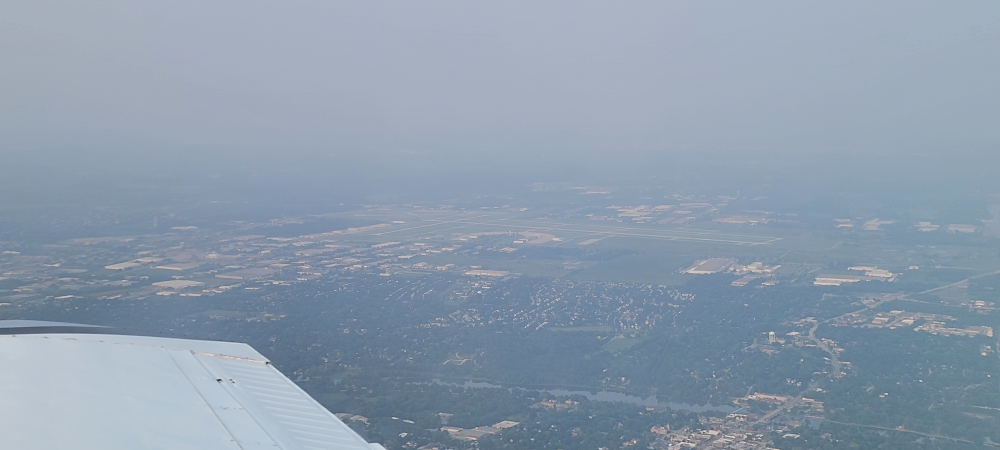 Airports-in-the-hazy-on-the-west-side-of-Chicago