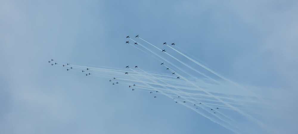 The-airshow-featured-many-mass-formation-flights-one-afternoon-the