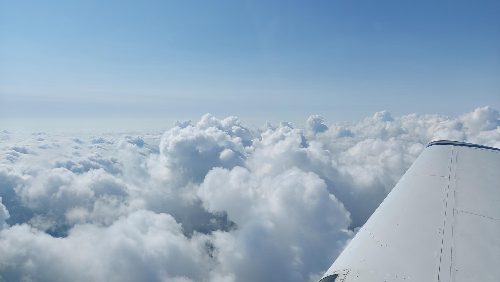 Leaving-Atlanta-climbing-out-through-the-clouds