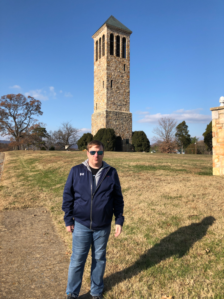 Zack-in-front-of-the-Sing-Tower-