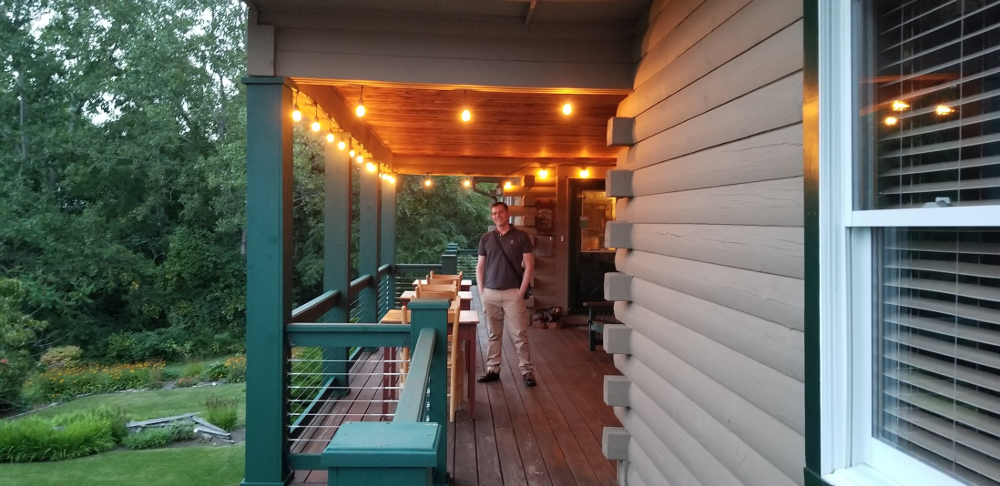 Shawn-at-the-wonderful-Bed-and-Breakfast-in-Canandiagua