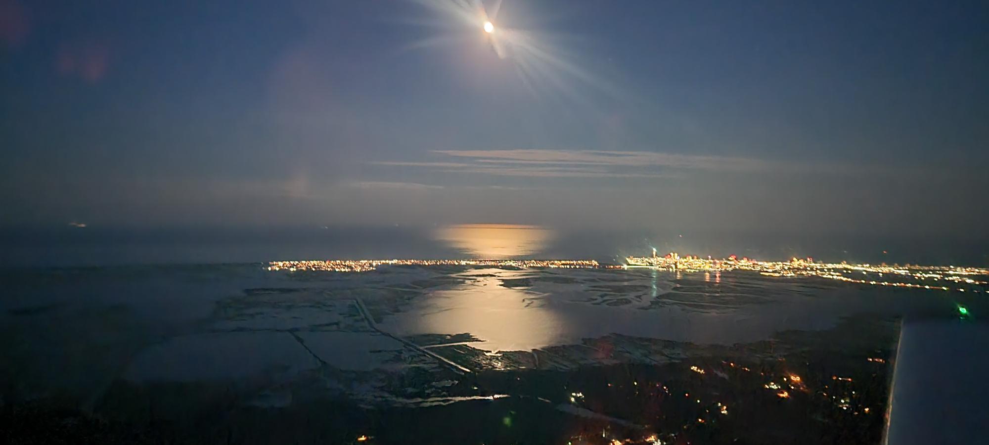 More-moon-reflecting-on-the-ocean-and-marshes-around-Atlantic