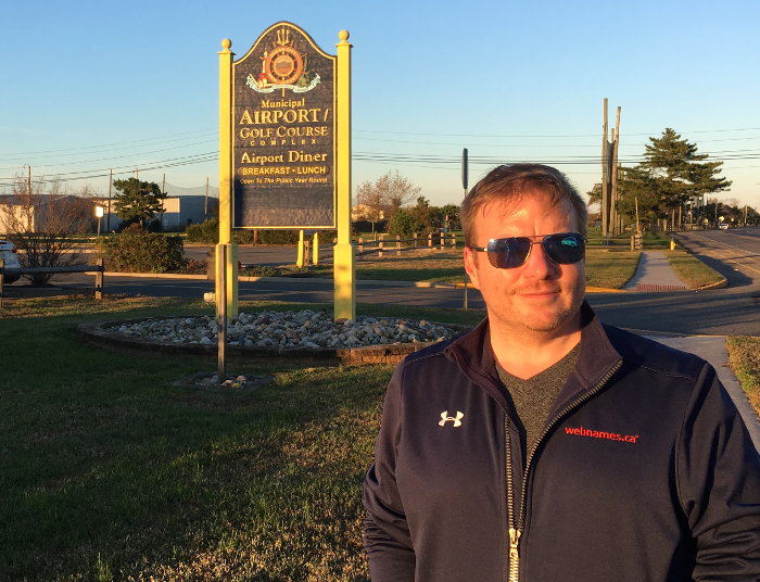 Zack-stands-at-the-entrance-to-Ocean-City-Municipal-Airport